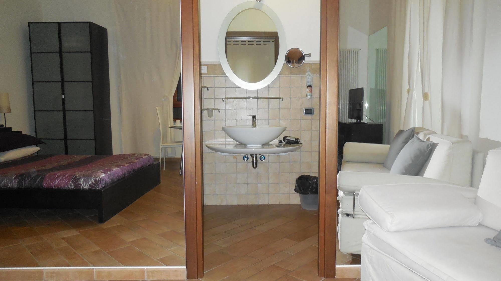 Tridente Rooms Roma Esterno foto