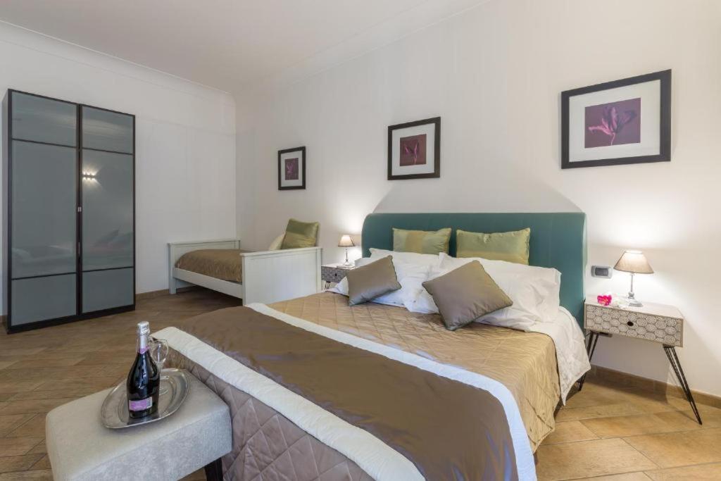 Tridente Rooms Roma Esterno foto