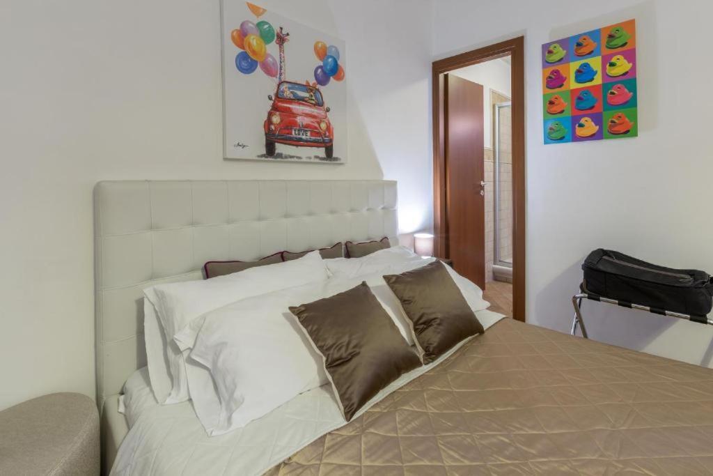 Tridente Rooms Roma Esterno foto